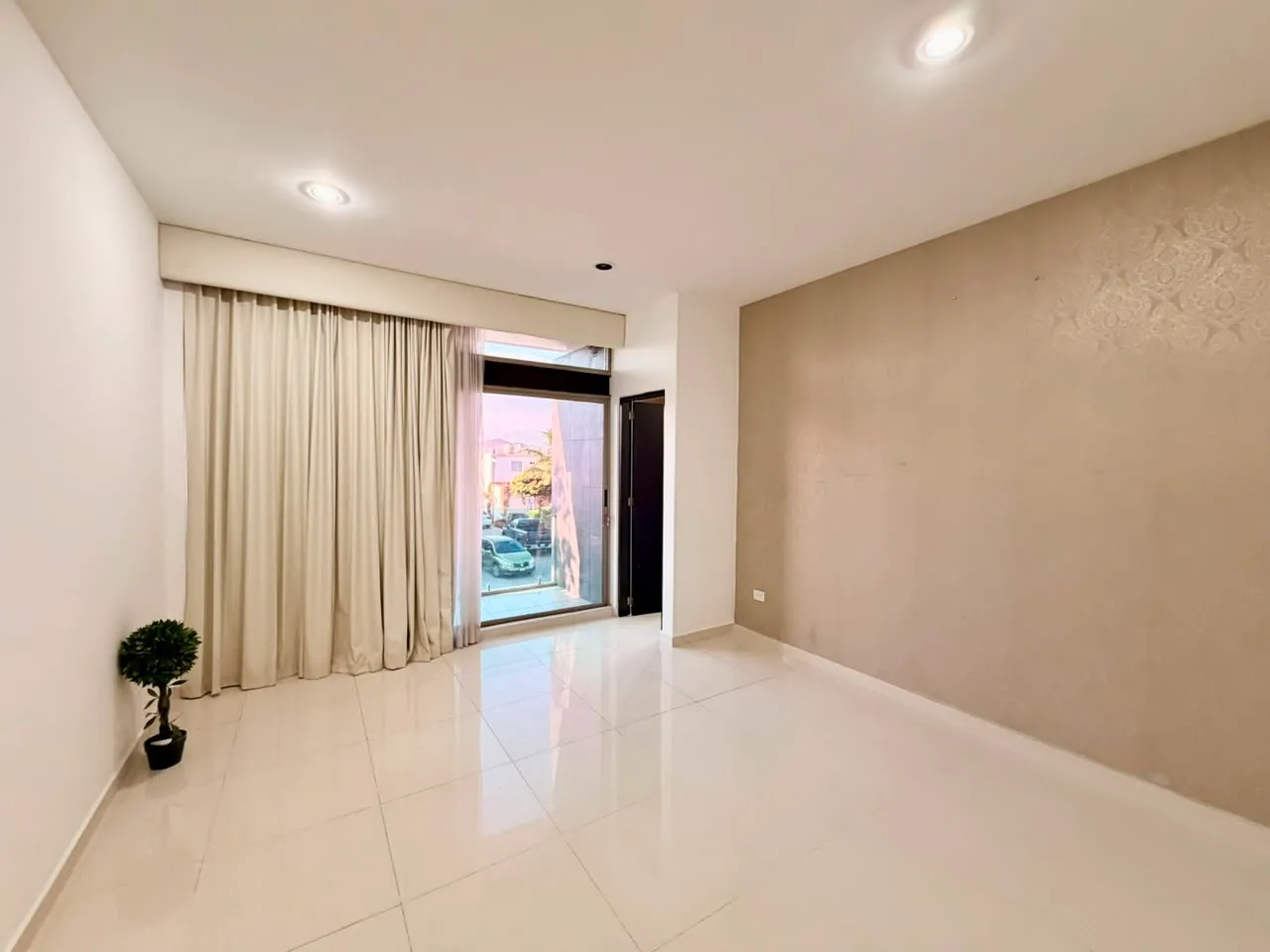 Stunning Residence for Sale in Bosques del Rey Residencial | La Conquista - Foto 18