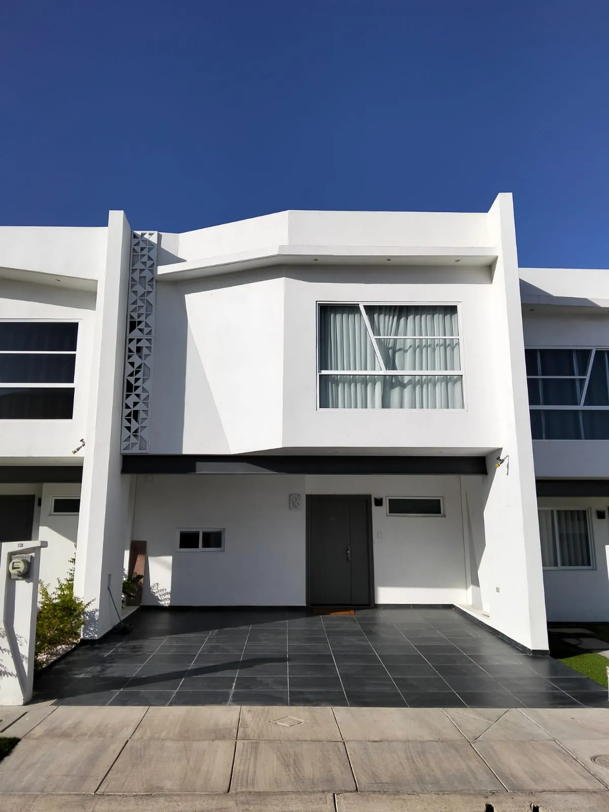 Casa Amueblada en Renta - Fraccionamiento Latitud Norte - Foto 1