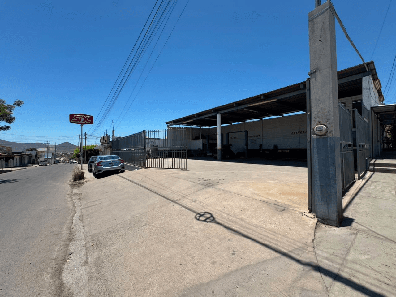 Local Comercial en Renta sobre AV. Pte. Luis Echeverría, Col. Huizaches