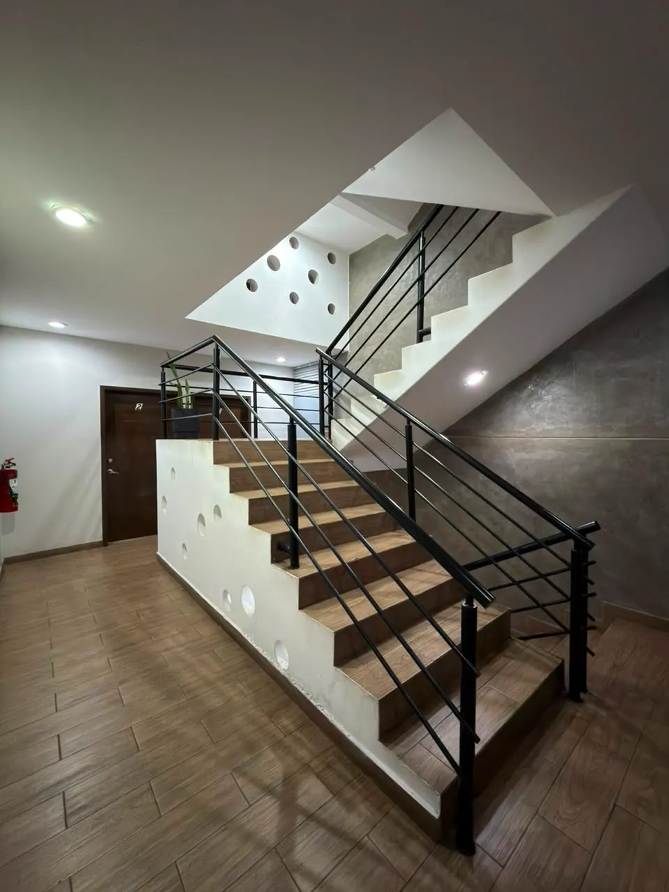 Departamento Semiamueblado en Renta - Torre 1015 | Tres Ríos - Foto 2