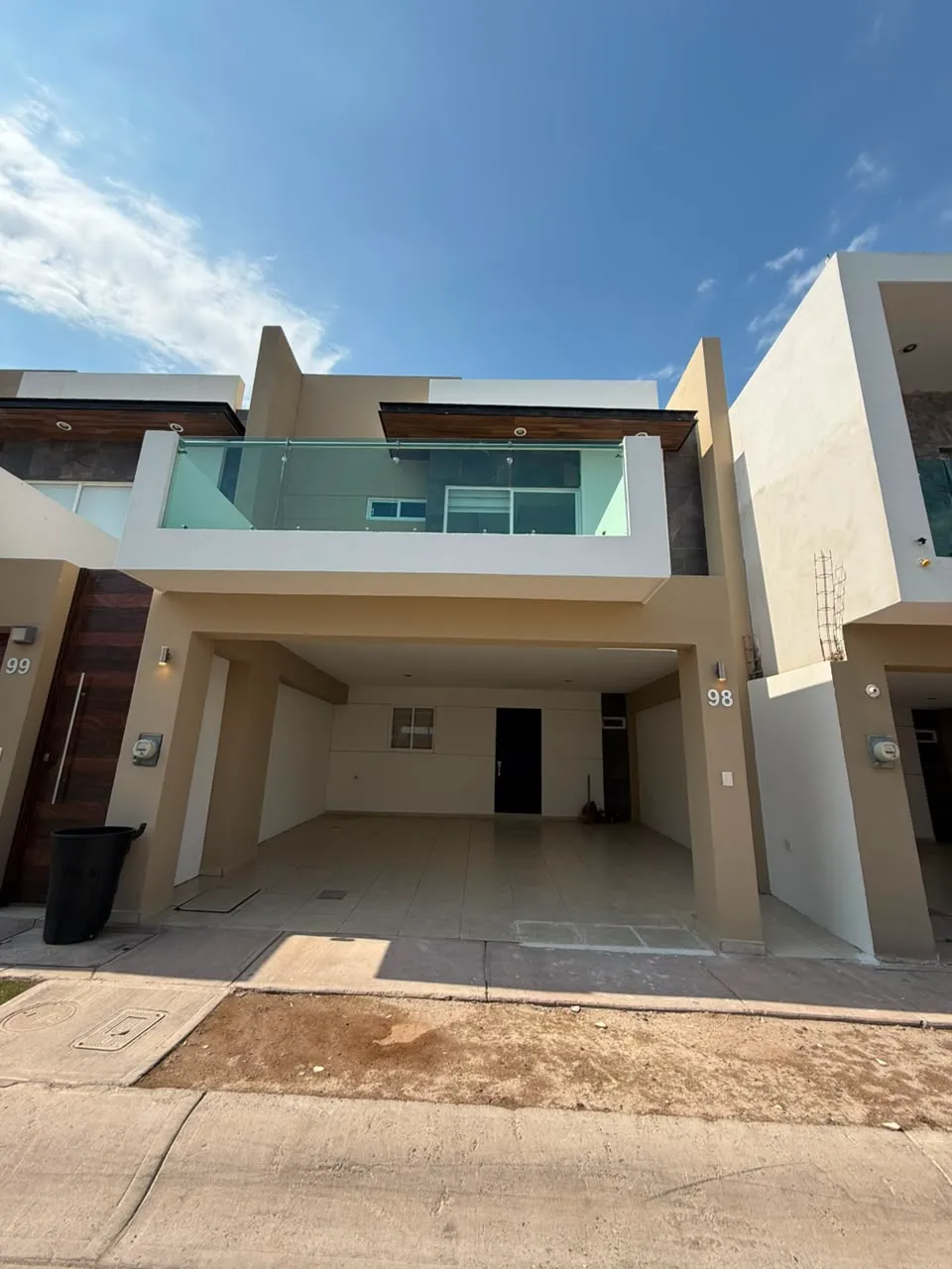 Casa en Venta - Privada Bosques del Rey | Sector La Conquista - Foto 1