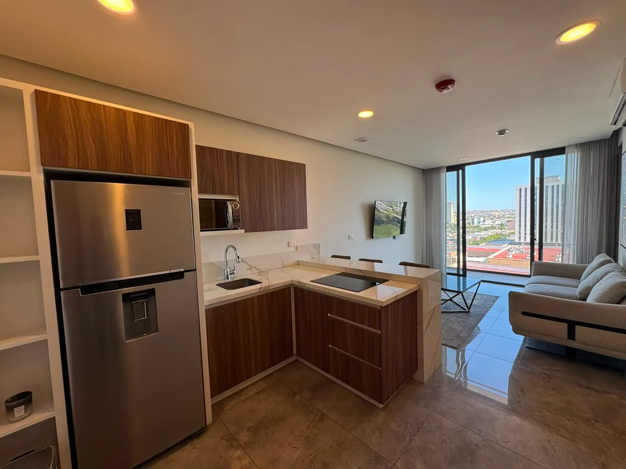 Departamento en Renta – Torre Miletto | Cuatro Ríos - Foto 2