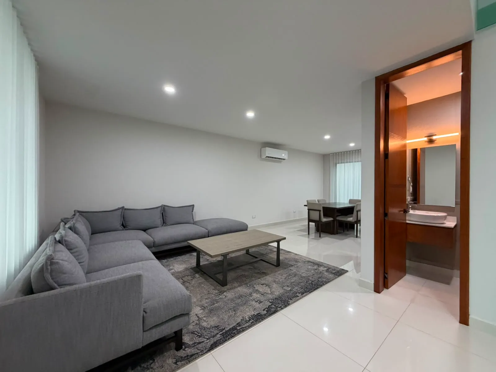 Stunning Modern Home for Sale in Valle Alto - Foto 2