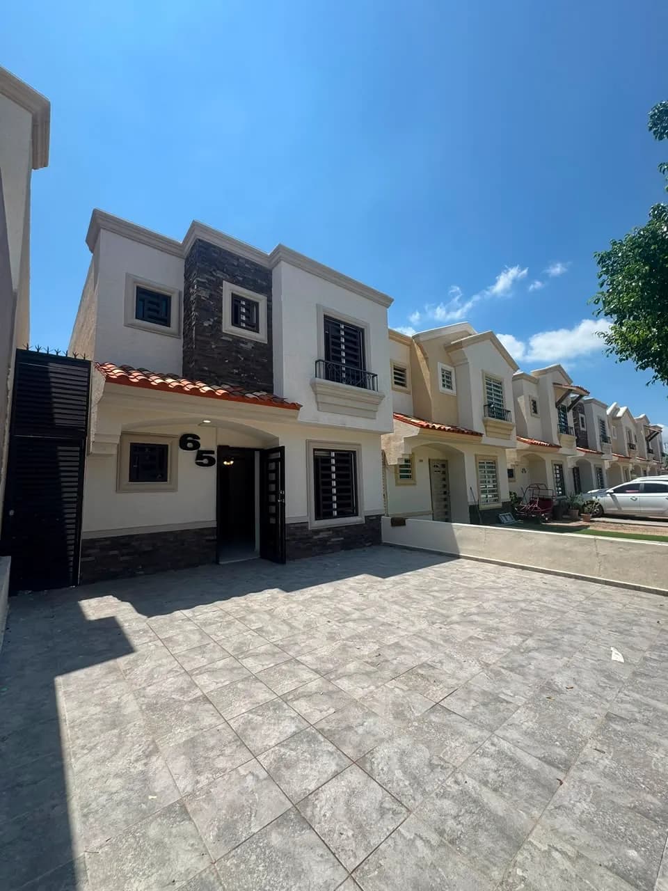 Casa en Renta – Stanza Castilla
